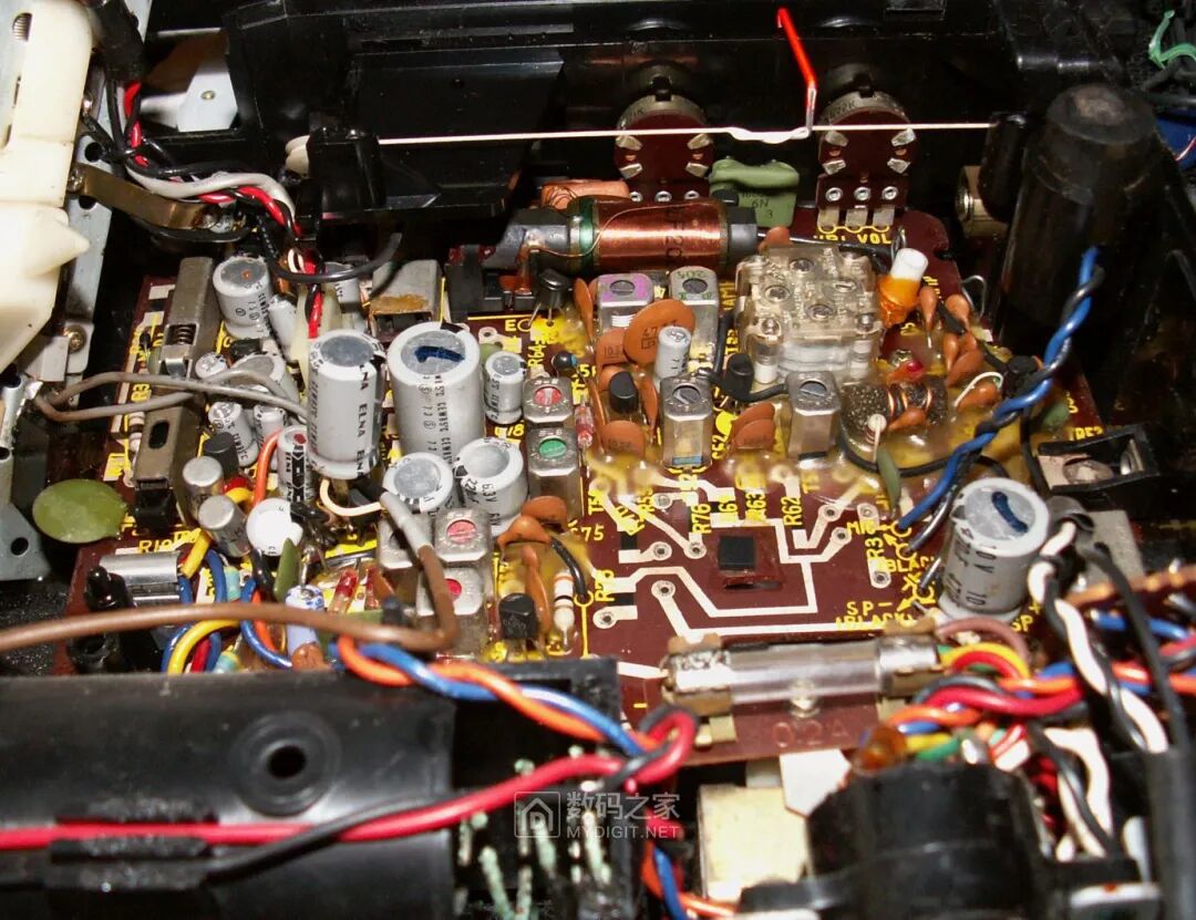 拆解松下老古董收录机，分析50年前的电路设计的图34