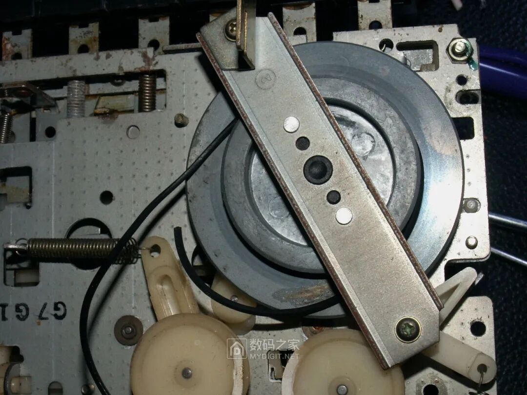 拆解松下老古董收录机，分析50年前的电路设计的图21