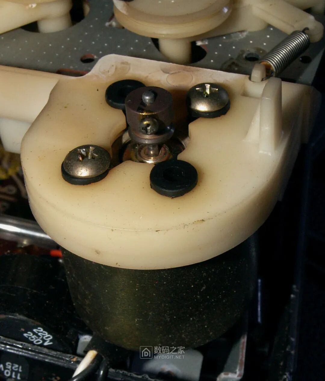 拆解松下老古董收录机，分析50年前的电路设计的图24