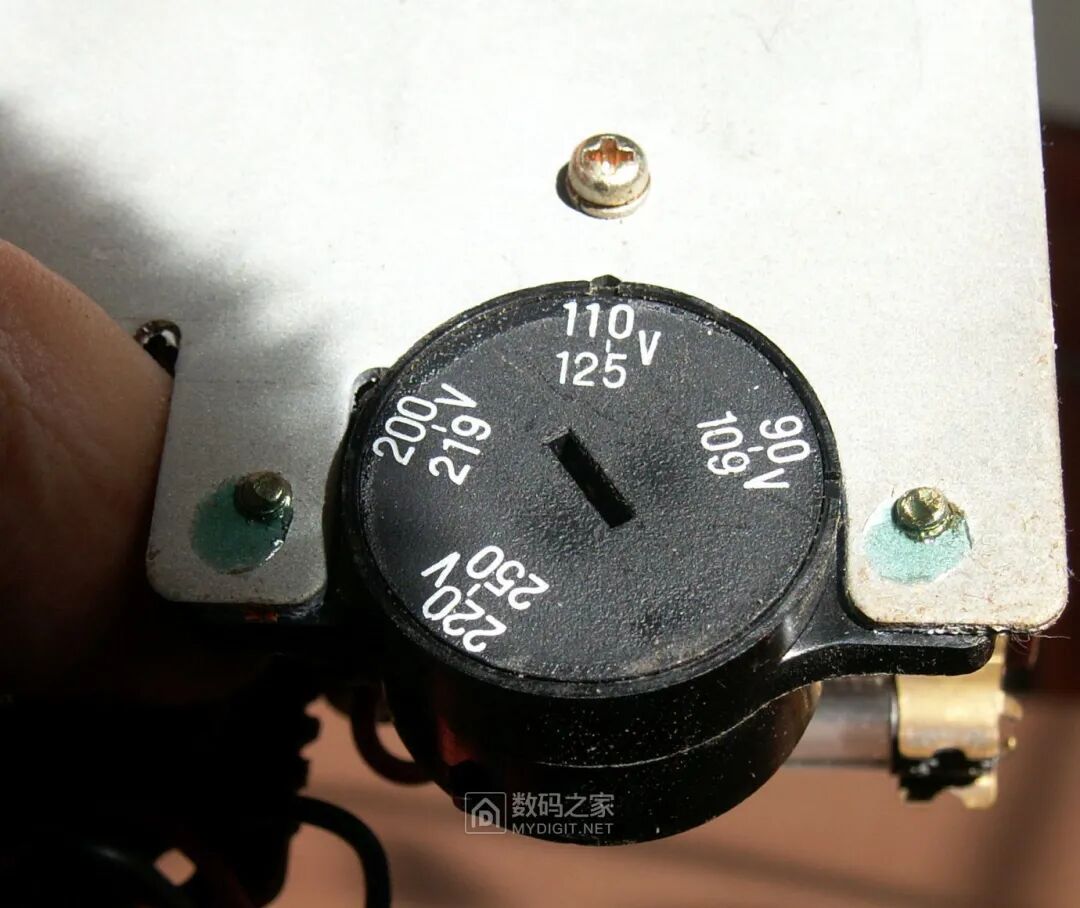 拆解松下老古董收录机，分析50年前的电路设计的图15