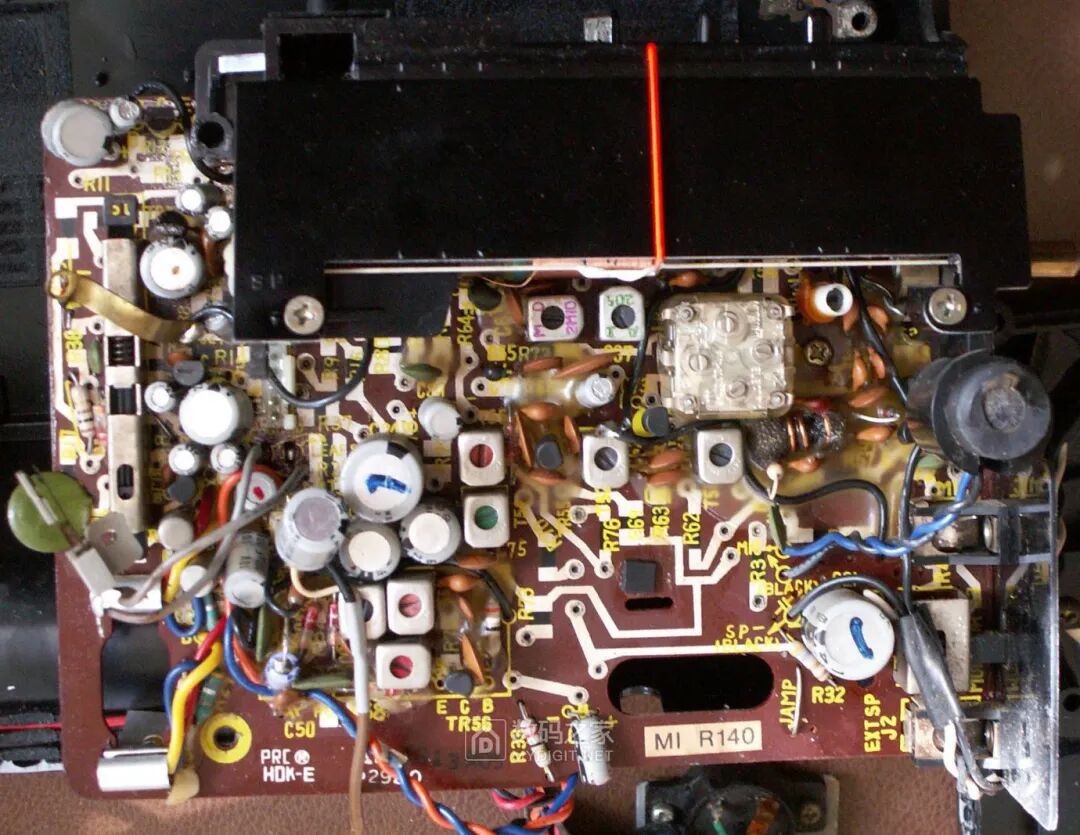 拆解松下老古董收录机，分析50年前的电路设计的图33