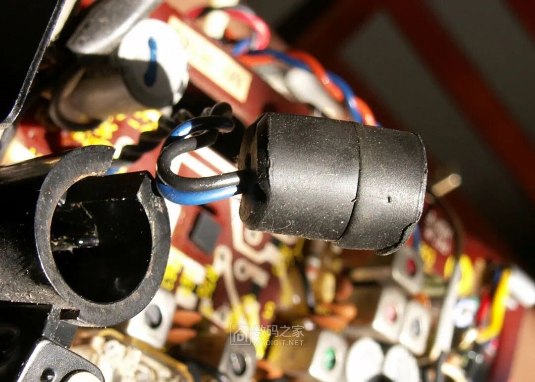 拆解松下老古董收录机，分析50年前的电路设计的图10