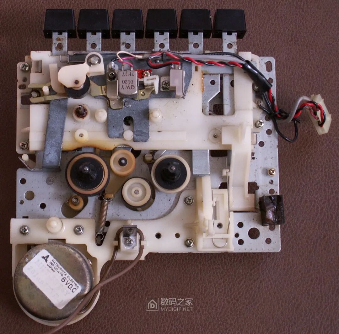 拆解松下老古董收录机，分析50年前的电路设计的图18