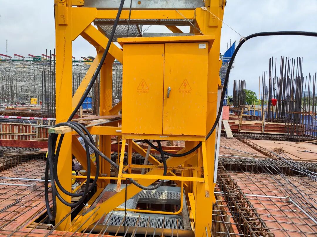 切实防范遏制事故发生!