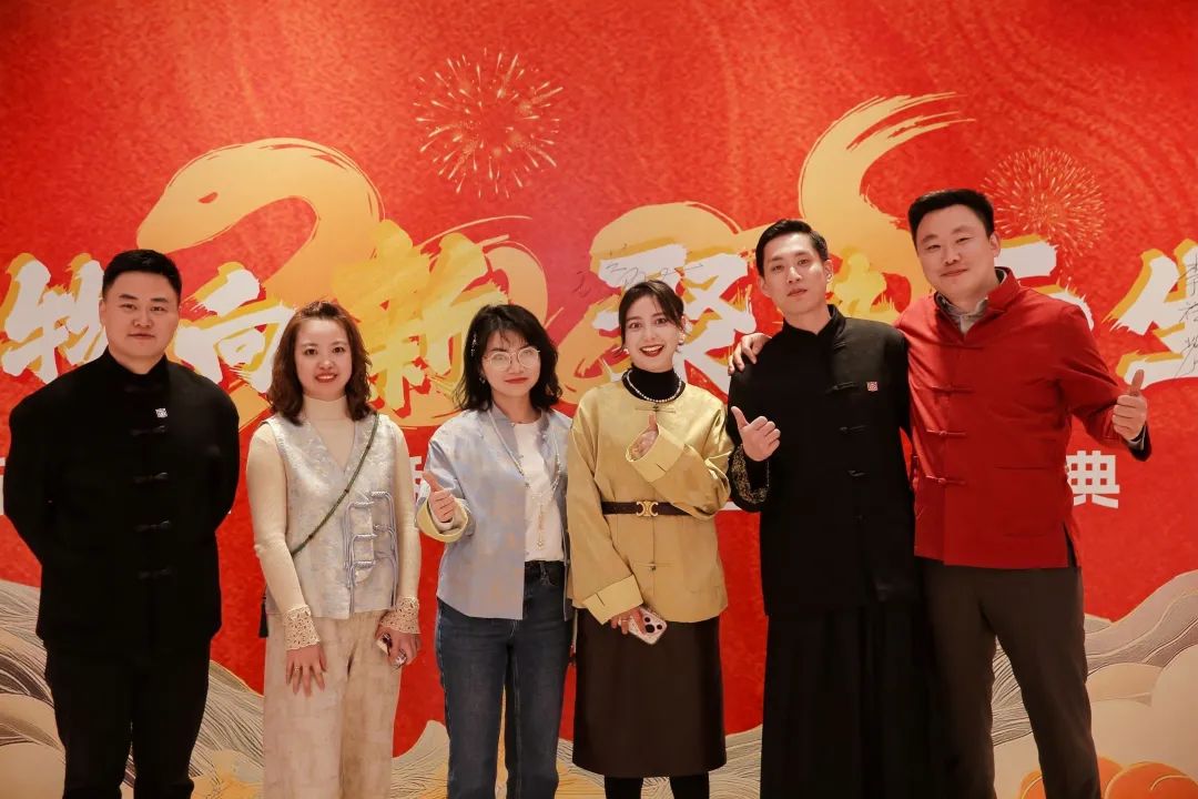 “万物向新 聚势而生” | 2024年度表彰大会暨2025年新春年会隆重举行(图63)