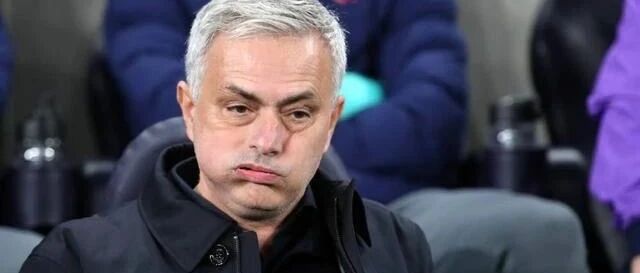 短短2小时！穆帅英超榜首体验卡就到期了