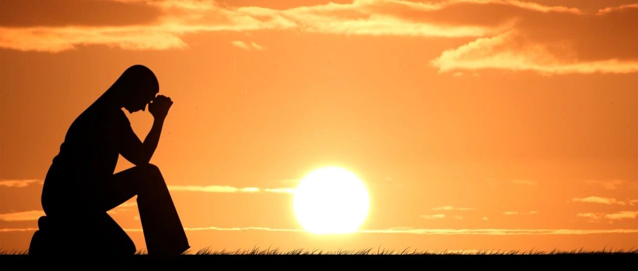 进行性共济失调患者出现认知损伤，病情不断加重，5个月后死亡，原因为何？