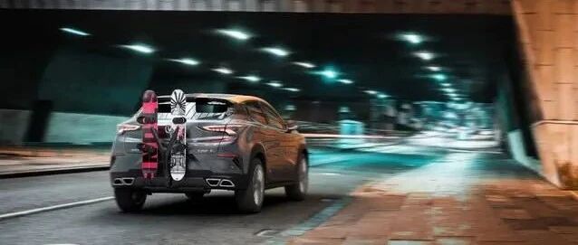 毕业季来场自驾游，长安UNI-T与丰田C-HR谁才是旅行拍档？