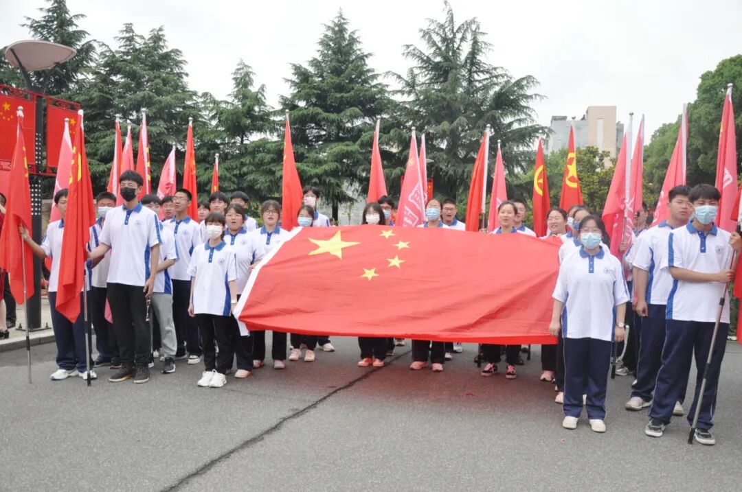 江都区大桥高级中学高考七天乐系列活动六鸣炮寓意惊人志亮剑出征誓
