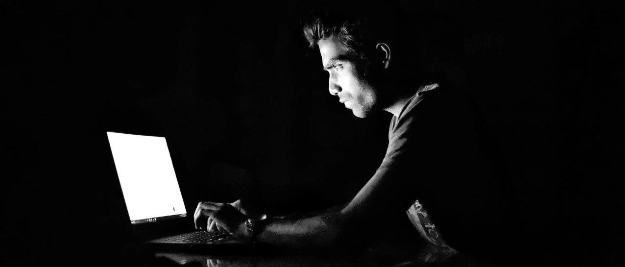 被裁半年后进大厂，他咋做到的？