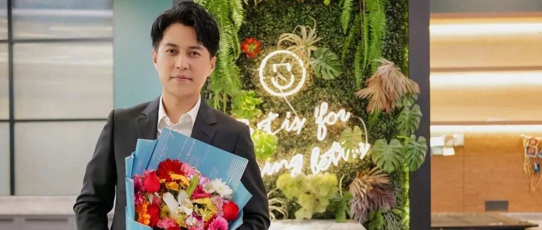 被爆拖欠工资，他深夜发文回怼！