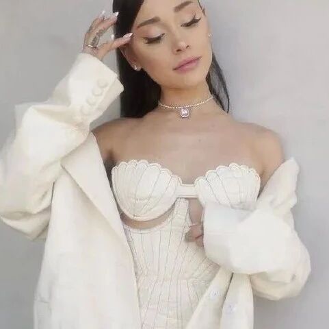 乐坛小天后暂别歌坛！有网友却质疑...