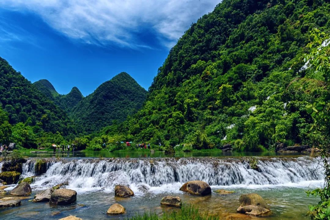 抬頭張家界，低頭九寨溝，貴州這座小城夏天去美爆了 旅遊 第28張