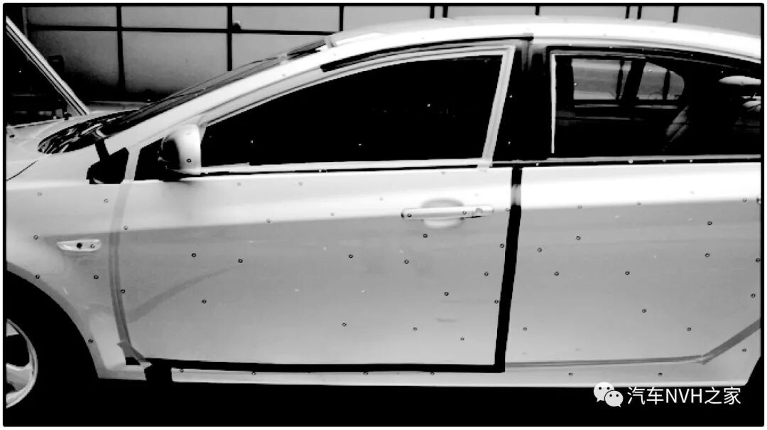 基于膠帶密封法的汽車各密封部位動(dòng)靜態(tài)泄漏噪聲的試驗(yàn)研究的圖3