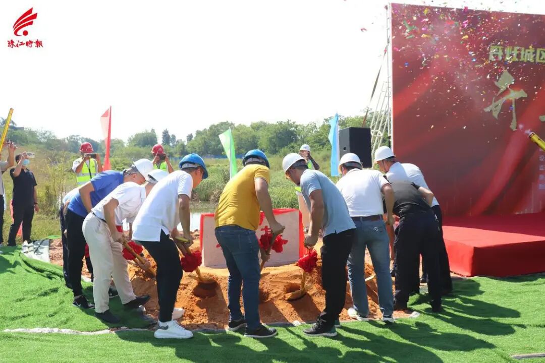 　丹灶城區污水處理廠擴建工程正式動工。