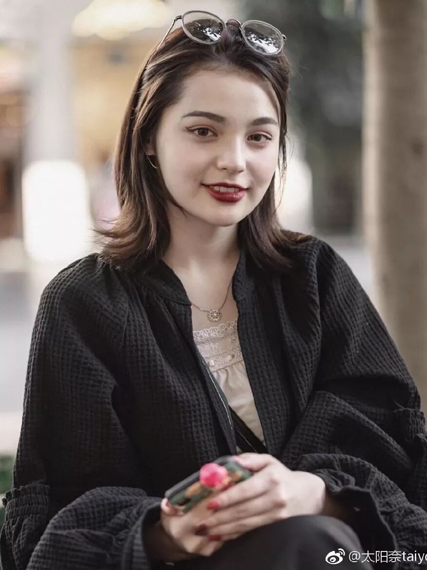 霓虹国の暗黑系少女太阳奈 真实人设竟是古灵精怪的小甜豆 时尚圈 时尚品牌 时尚人物 时尚生活 微信头条新闻公众号文章收集网