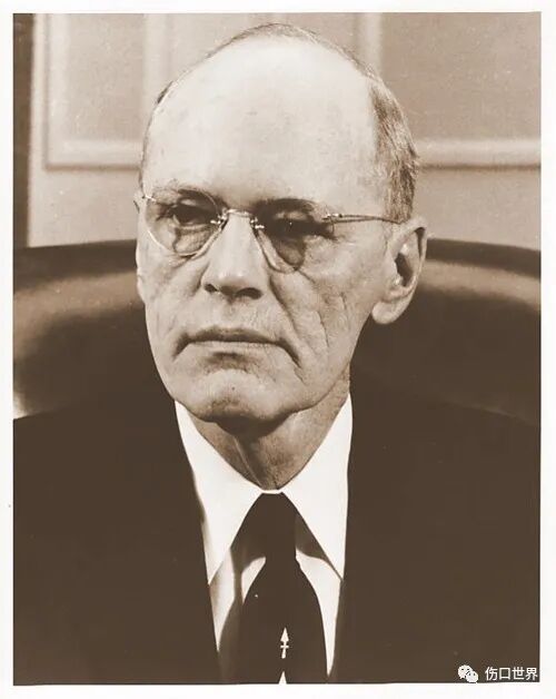 纱布敷料怎么用浅谈伤口敷料的发展简史_https://www.jmylbn.com_新闻资讯_第21张