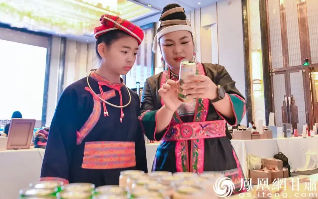 ���˹�����ߡ�������Ʒ���߽������ƽ��У������α�Ʒ������ҩҵ����7��ȵ���ֲ�����ϡ����á���