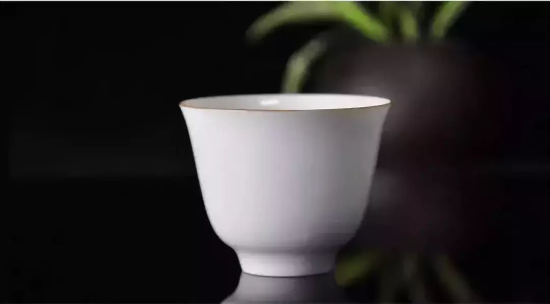 茶杯的选择会影响茶汤口感吗？