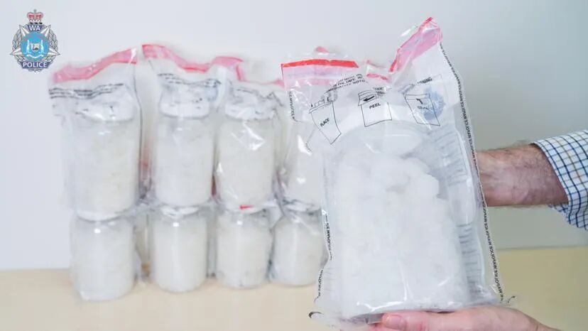 西澳警方扫毒行动大获成功！缴获价值$1400万冰毒和大量现金，珀斯这些郊区还找到了金条...（组图） - 2