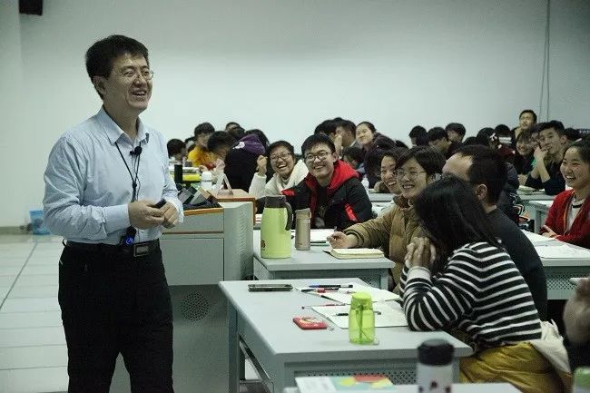 创业思维与管理_创业思维练习_经理人 杂志互联网商业思维^^^互联网+创业^^^总裁日记2