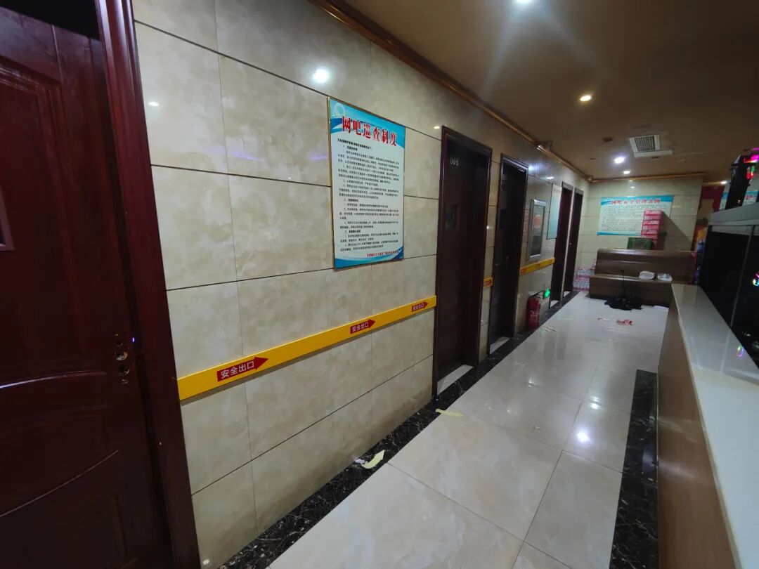 指示带是什么意思“它来了，它来了，它踏着祥云走来了”——触摸式消防救生路线指示标识带您火场快速逃生！_https://www.jmylbn.com_新闻资讯_第4张