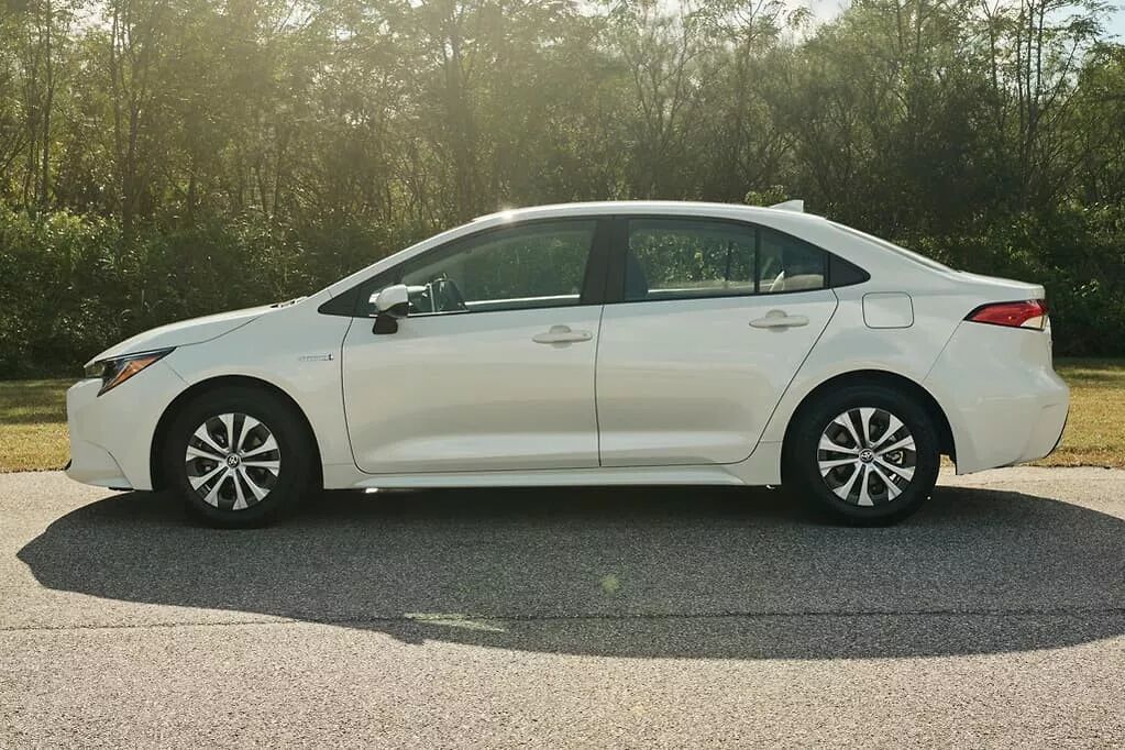【汽车】新一代COROLLA SEDAN澳洲上市 - 2