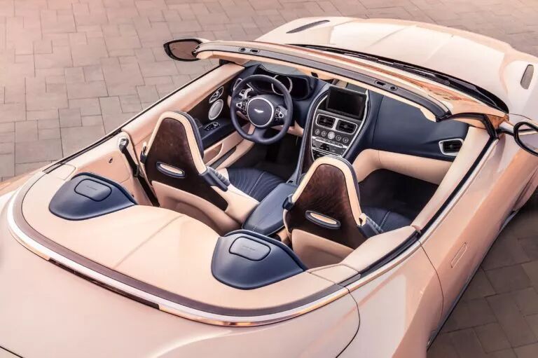 新款Aston Martin 软式顶篷车型DB11 Volante售价公布 - 11