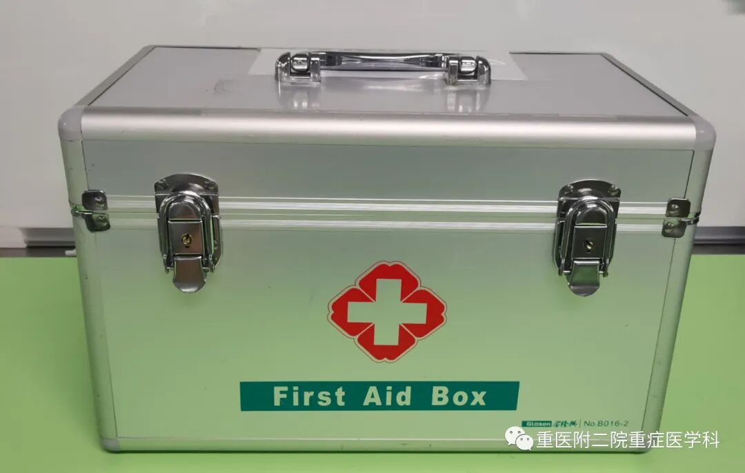 钢丝气管导管是什么【重症科普你我他】之医院里神秘的提箱子人_https://www.jmylbn.com_新闻资讯_第2张