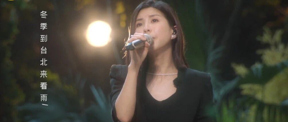 把自己藏起来的一代“天后”