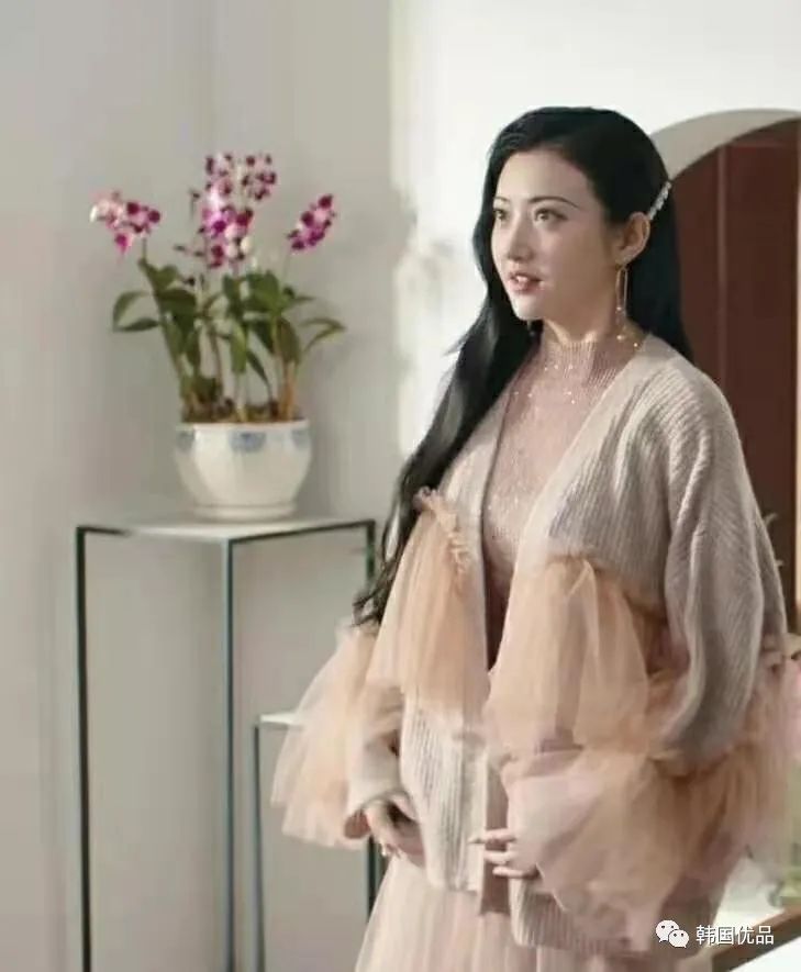 还等什么?好看又“浮夸”的《司藤》风装造,早已成为潮流趋势-微信头条网 还等什么?好看又“浮夸”的《司藤》风装造,早已成为潮流趋势