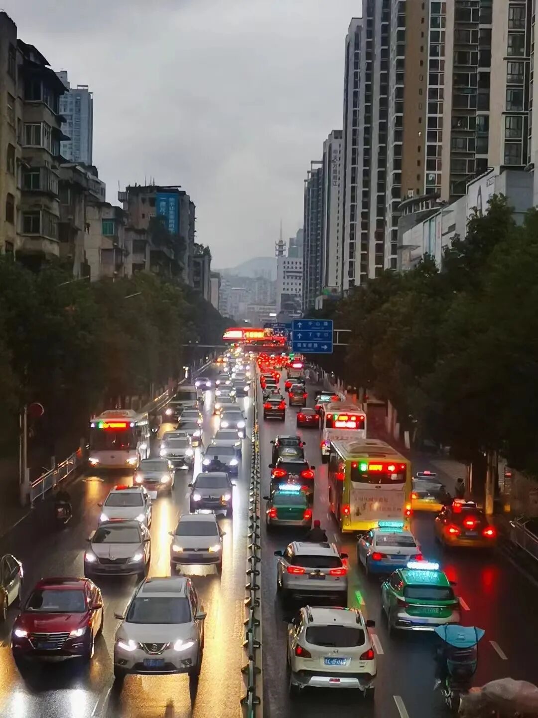 �����ޡ������������˵�����Ȧ��������