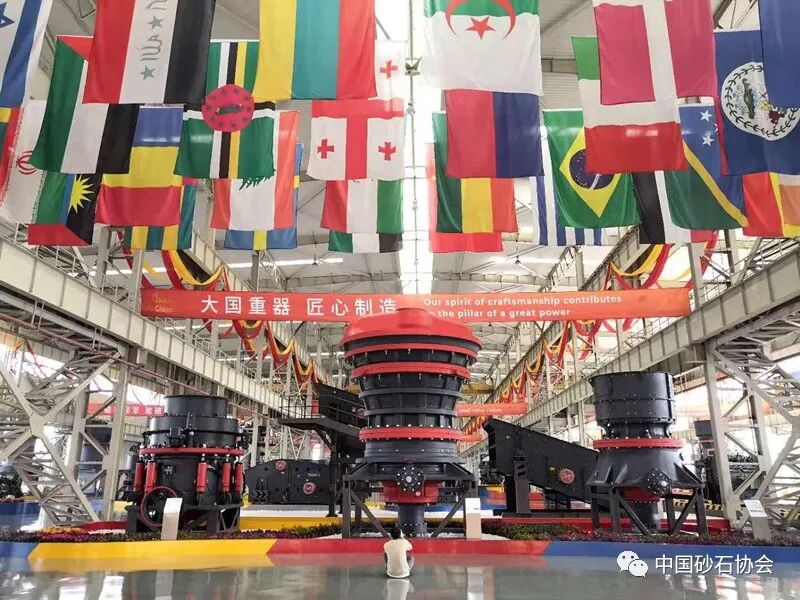 奔走相告（直击凶案现场）直击证人，(图9)