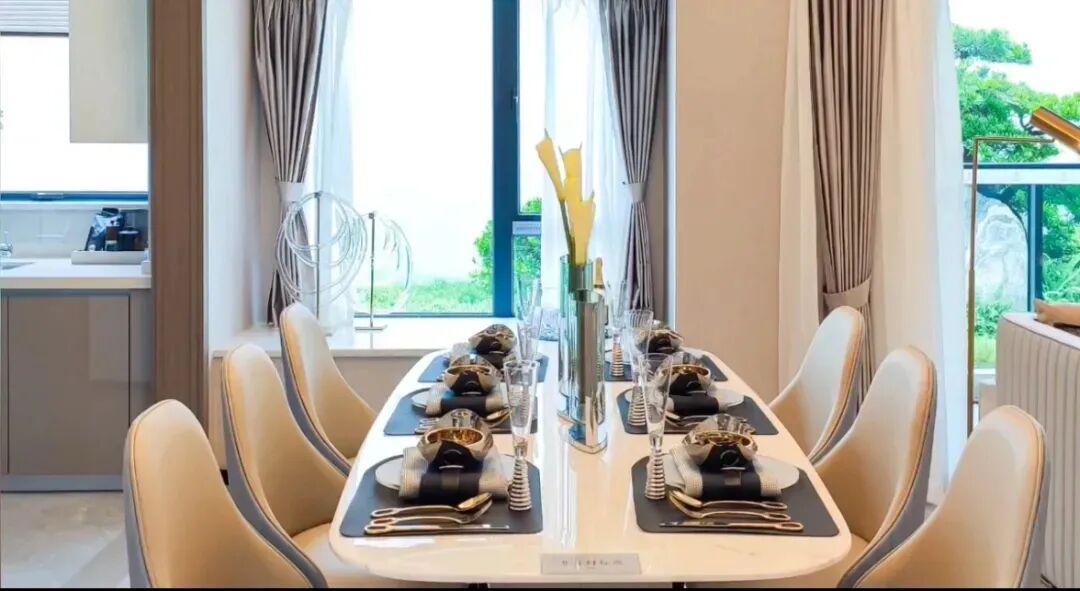 奥园恒基学苑壹号，*付38万起，建面105-225㎡，一线江景豪宅