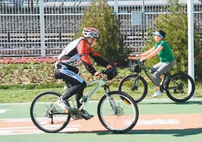 出行成“闯关”，步行骑行者的路权如何保障