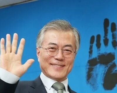 韩媒称文在寅将实施特赦：李明博有机会，朴槿惠没戏