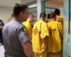 美媒披露一联邦监狱未隔离 近百名囚犯感染新冠病毒