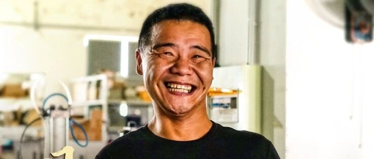 从被骂“傻子”到年入千万，他的逆袭很传奇！