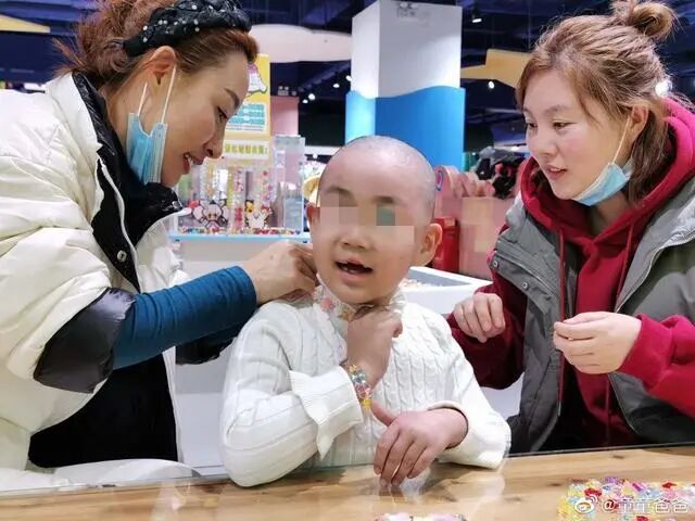 抚顺虐童案将开庭 受害女童代理律师：已向法院申请公开审理