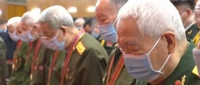 今天上午，这3个场景格外触动人心！