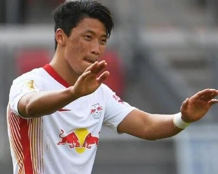 前锋黄喜灿“中招”将被隔离 韩国男足已累计10人感染新冠病毒