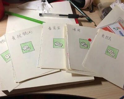 有心又有爱！女孩为外婆手绘微信使用说明书