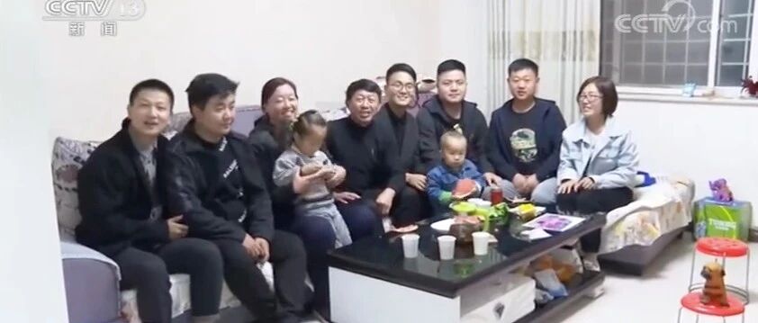 “爸妈放心，我们都是袁振！”