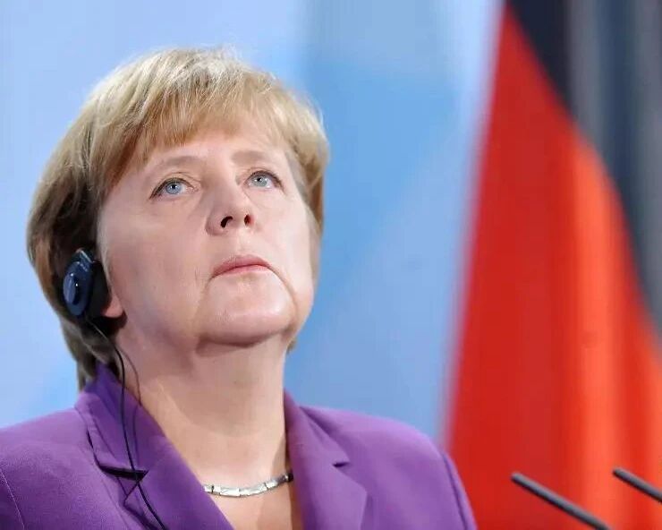 外媒：默克尔“悄悄质疑”西方民主模式……