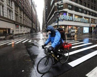 奇葩！美议员：1100万人感染新冠，他们该去庆祝一下