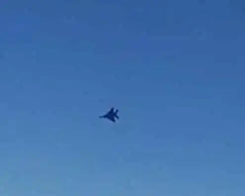 伊朗马汉航空客机遭战机侵扰 紧急迫降致数名乘客受伤