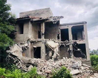 大理：已没收的苍海高尔夫55栋违建别墅无法改正，决定拆除