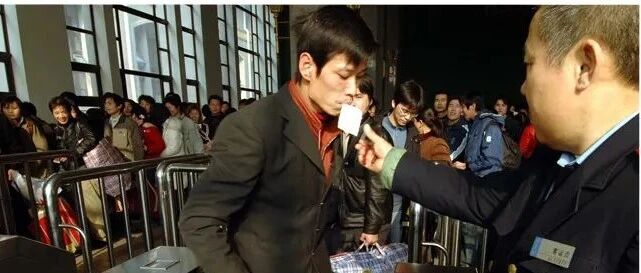 这些春运瞬间，看完泪流满面……