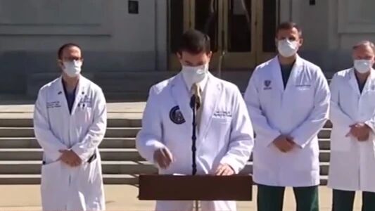 白宫医生承认特朗普曾吸氧