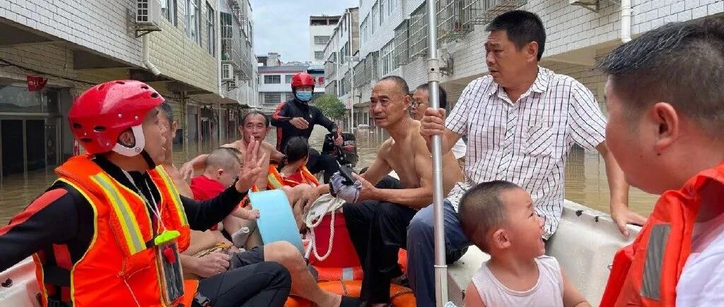 湖北多地遭遇特大暴雨，应急管理部派工作组赴鄂